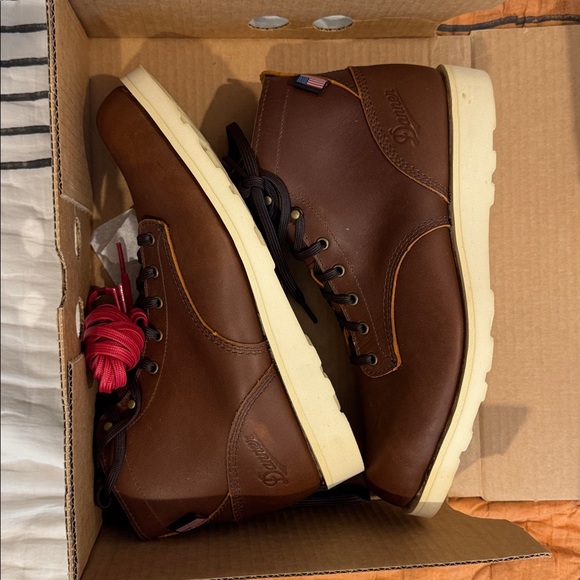 Danner M’s Douglas GTX Boots size 10 - Picture 2 of 4